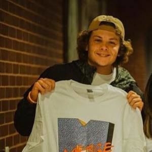 Meet your Posher, Jake